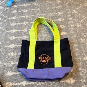LimitedTrader Joe’s 2025 Halloween mini tote